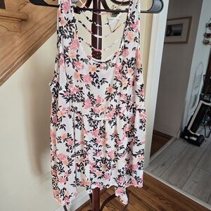 Floral Strappy Tank Top - White and Pink